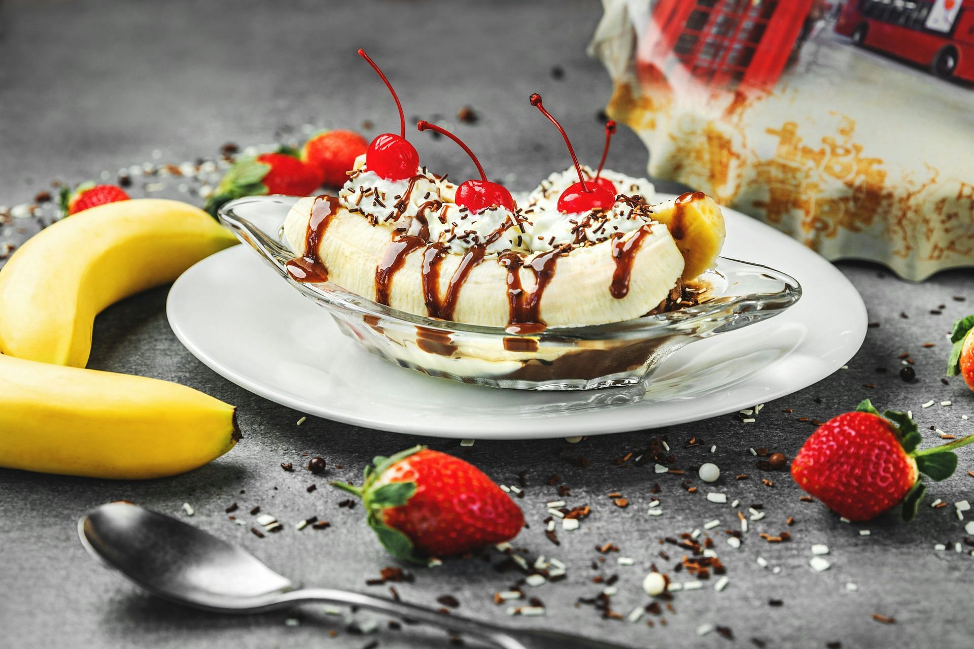 Low-calorie high-protein snacks: Have a homemade banana ice cream (Image by Eiliv Aceron/Unsplash)